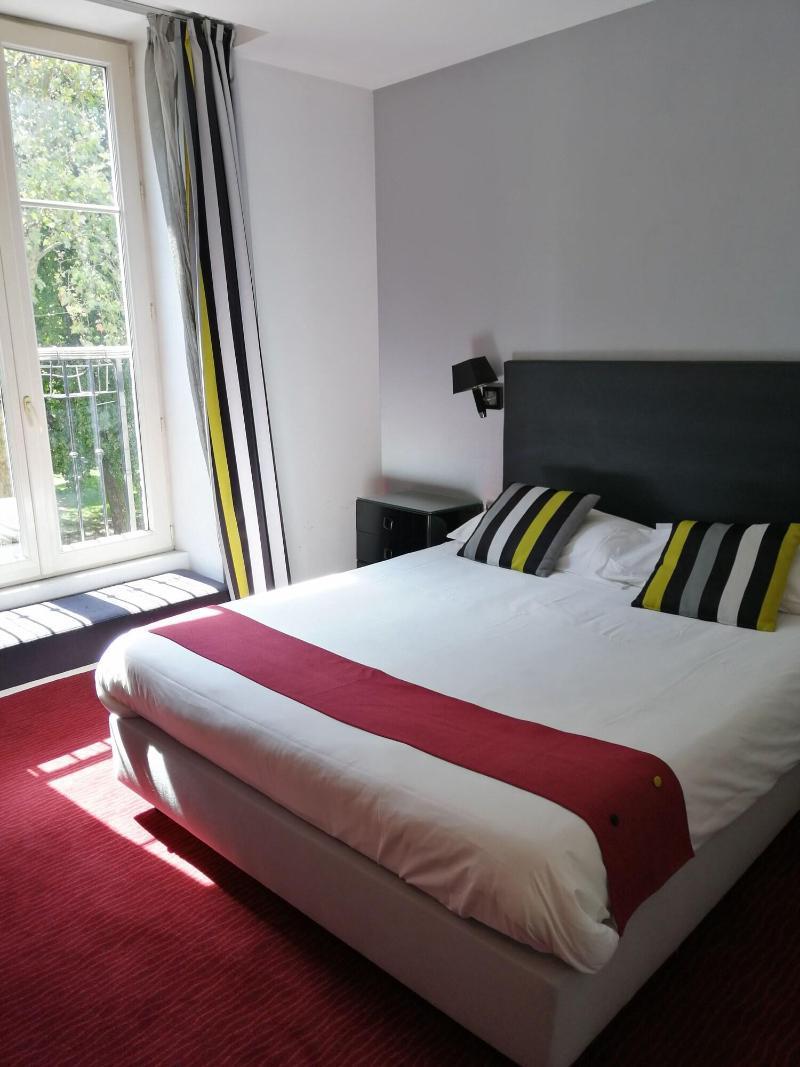 Hotel Logis Saint Martin Orléans